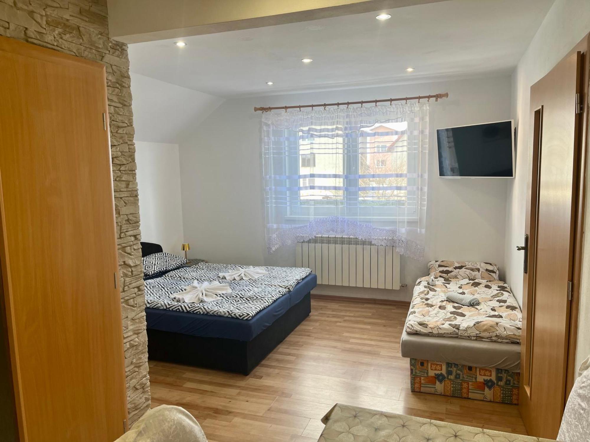 Homestay Renata Нова-Лесна Экстерьер фото