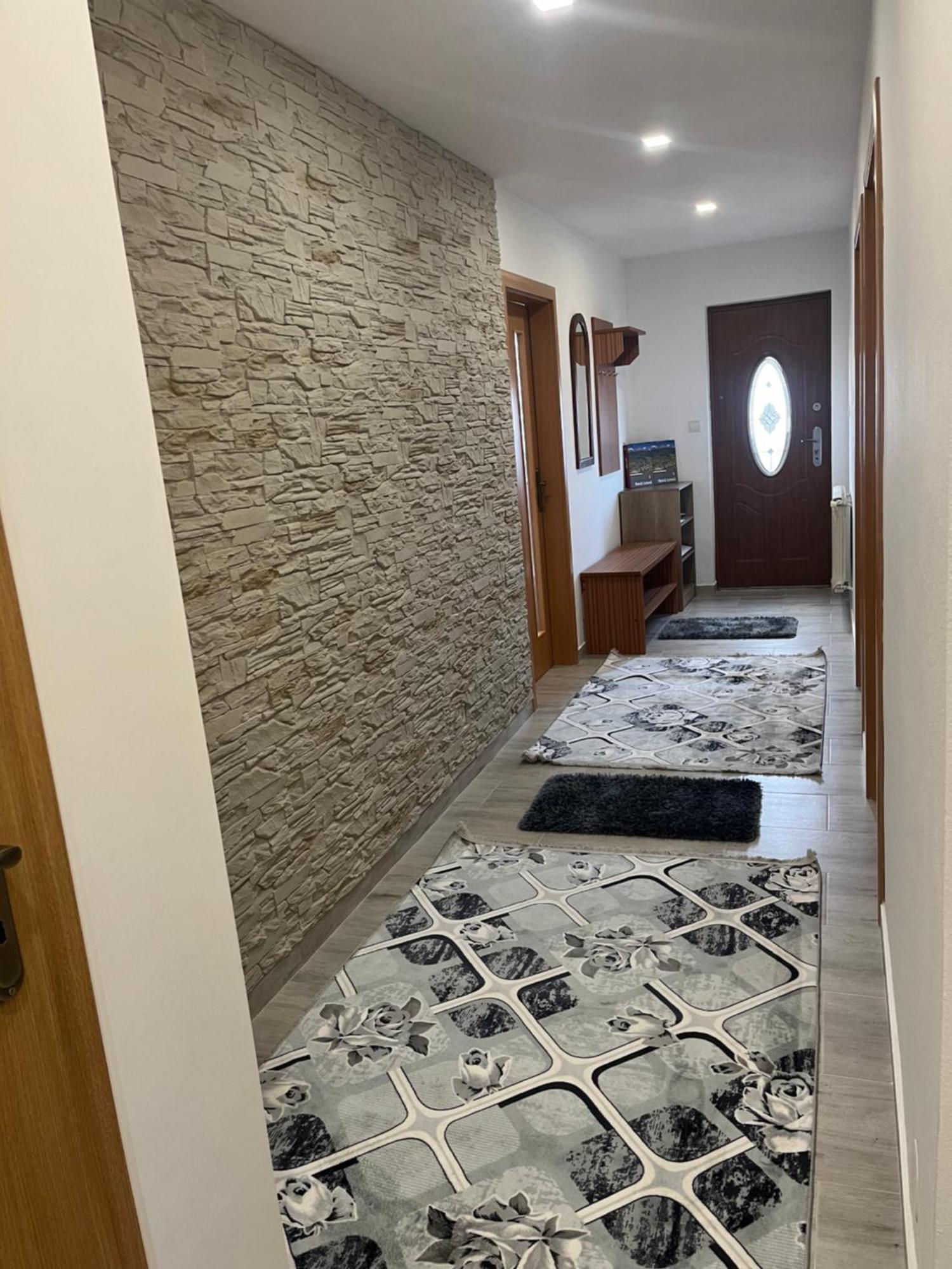 Homestay Renata Нова-Лесна Экстерьер фото