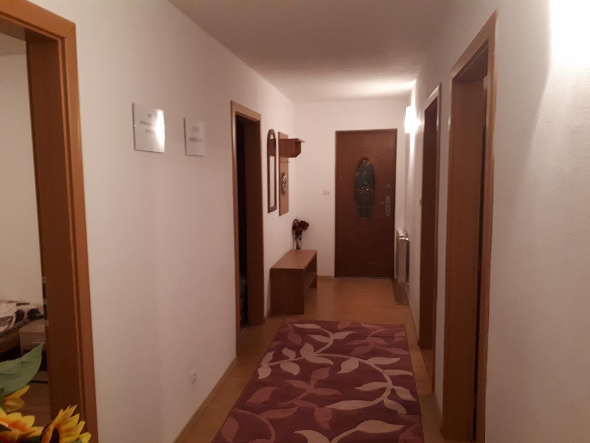 Homestay Renata Нова-Лесна Экстерьер фото