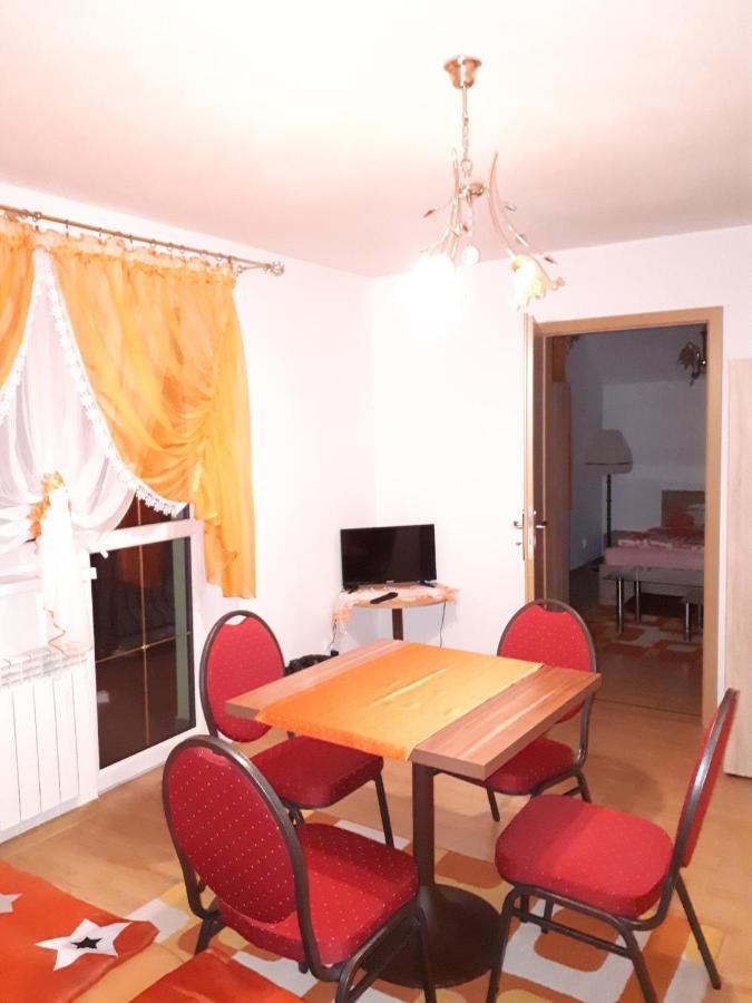 Homestay Renata Нова-Лесна Экстерьер фото